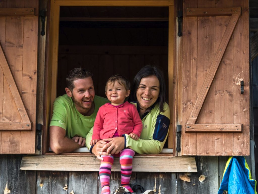 Familie auf Hütte I (c)Jan Kusstatscher I AVS
