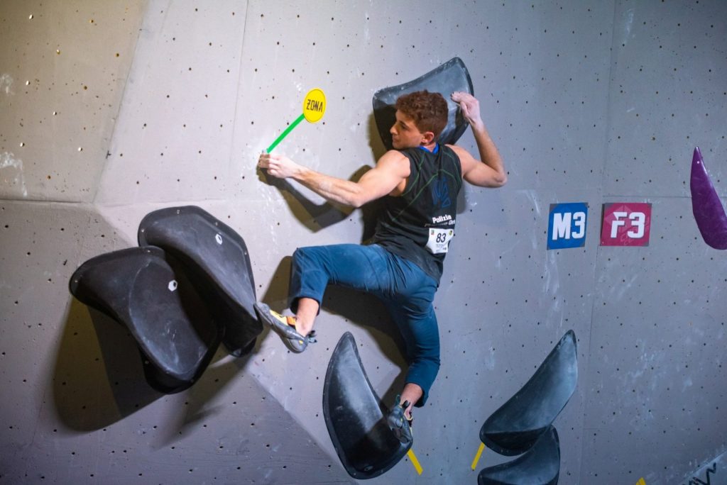 Filip Schenk auf B3 I (c) Marco Iacono I AVS