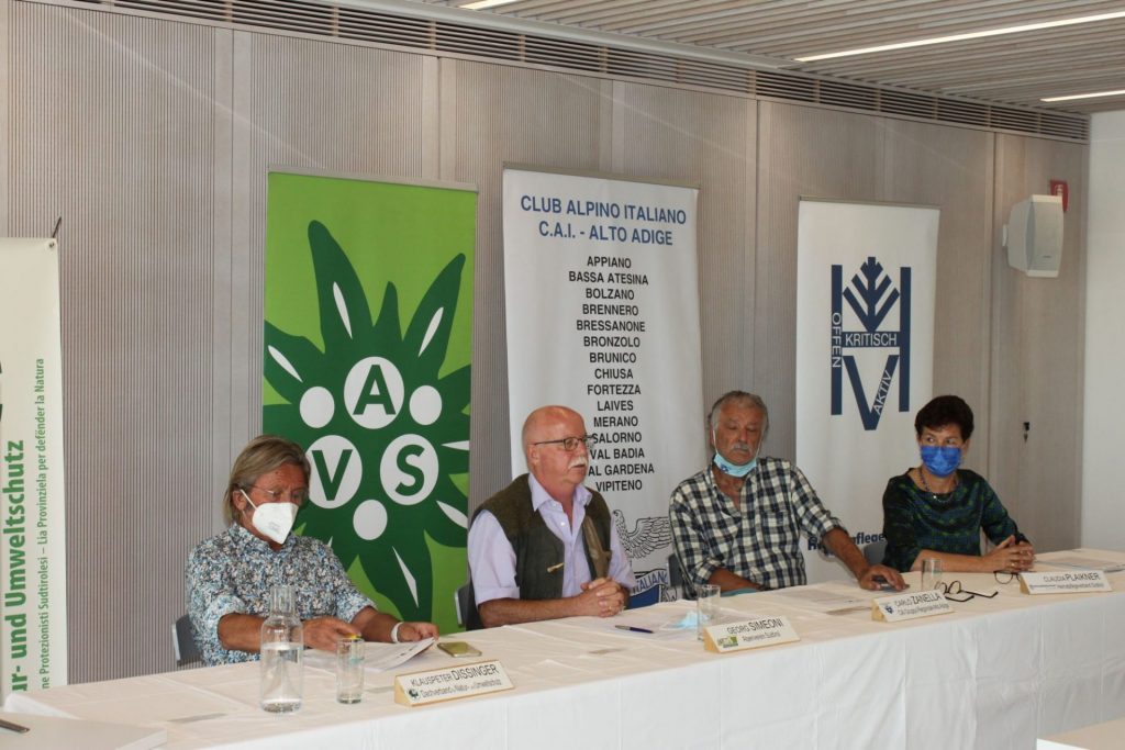 Podium(2) I PK Alpiner Raum I (c) AVS