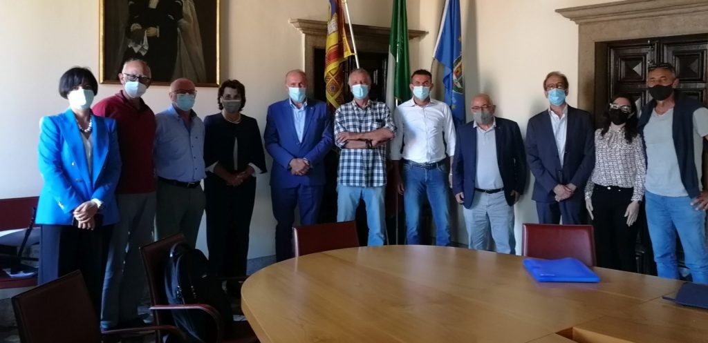 Treffen Stiftung Dolomiten UNESCO (c) AVS