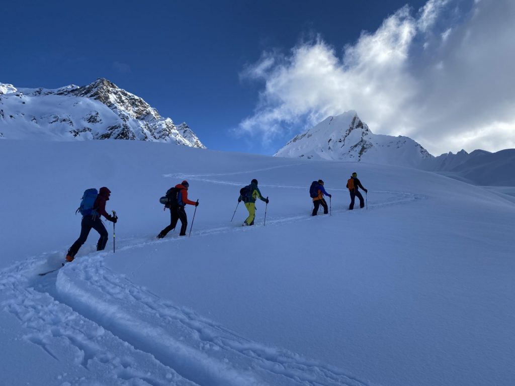 Gruppe Skitourengeher_(c)Ulrich Veith_AVS