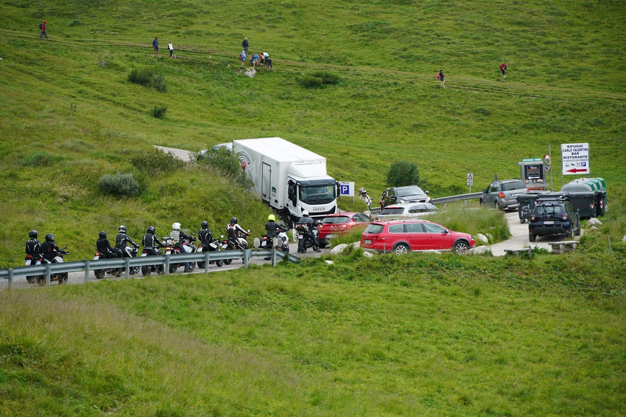 Verkehrsberuhigte Dolomitenpässe: Umweltverbände fordern endlich Taten