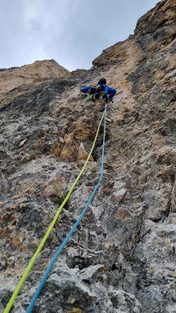 Männer die auf Wände starren © Phillipp Prünster, Martin Siebere und Simon Messner