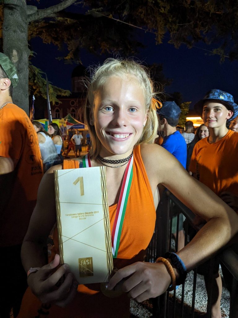 (c)Alexandra Ladurner I Emma Benazzi Italienmeisterin U16F Boulder I AVS