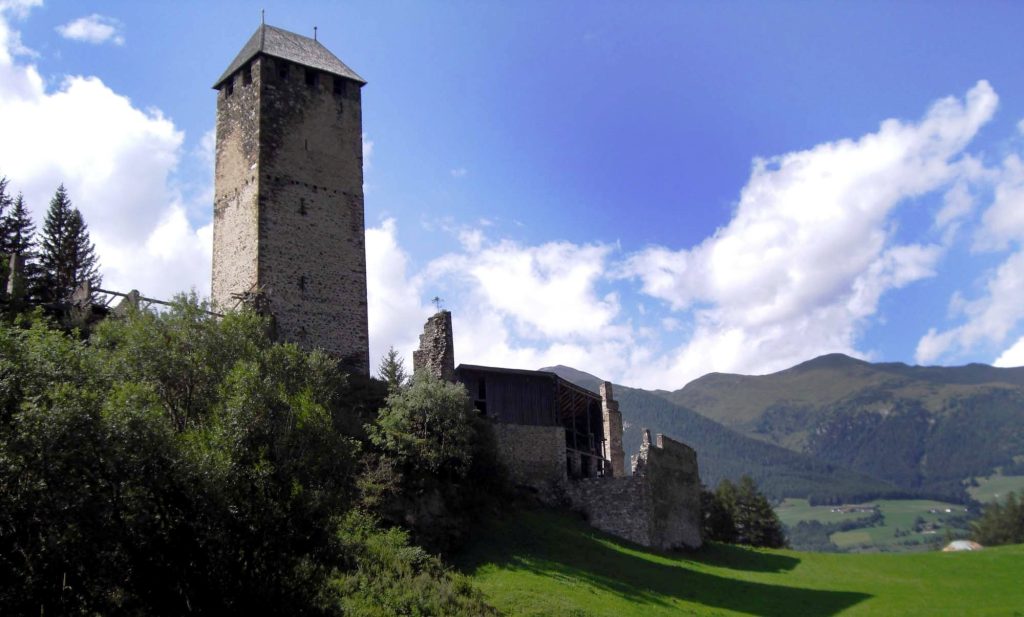 Burg Strassberg_(c)_Petra_Kristanell_alpenvereinaktiv