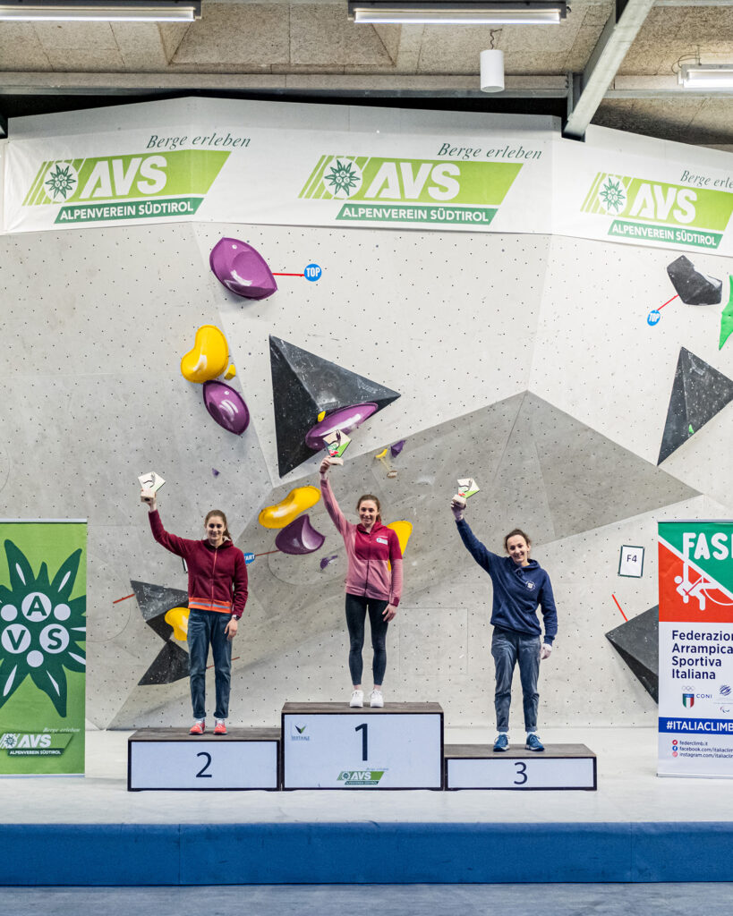 Damenpodium (c) Davide Terenzi | AVS