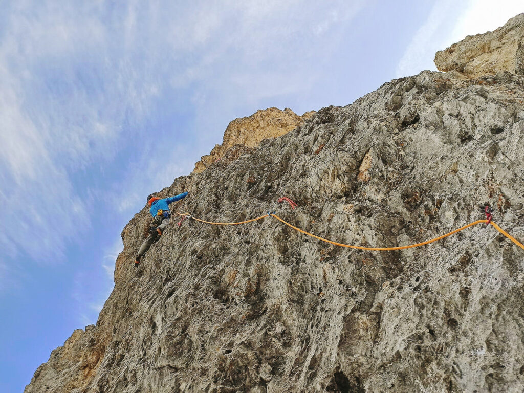 Manuel in der dritten Seillänge der Tour Nagelstudio