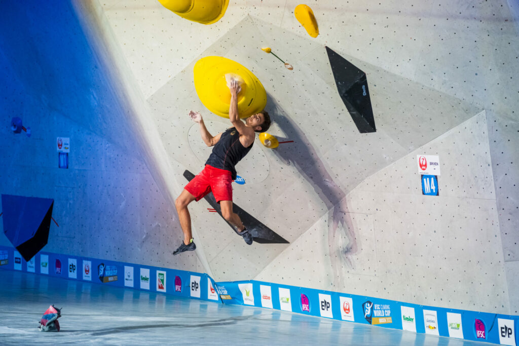 Flohe_Yannick (c)Credits_Boulder_WC_Brixen