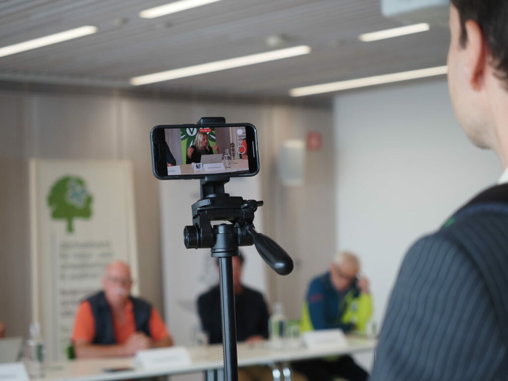 PK I Unsere Berge, einfach schön I (c) Miriam Federspiel I AVS