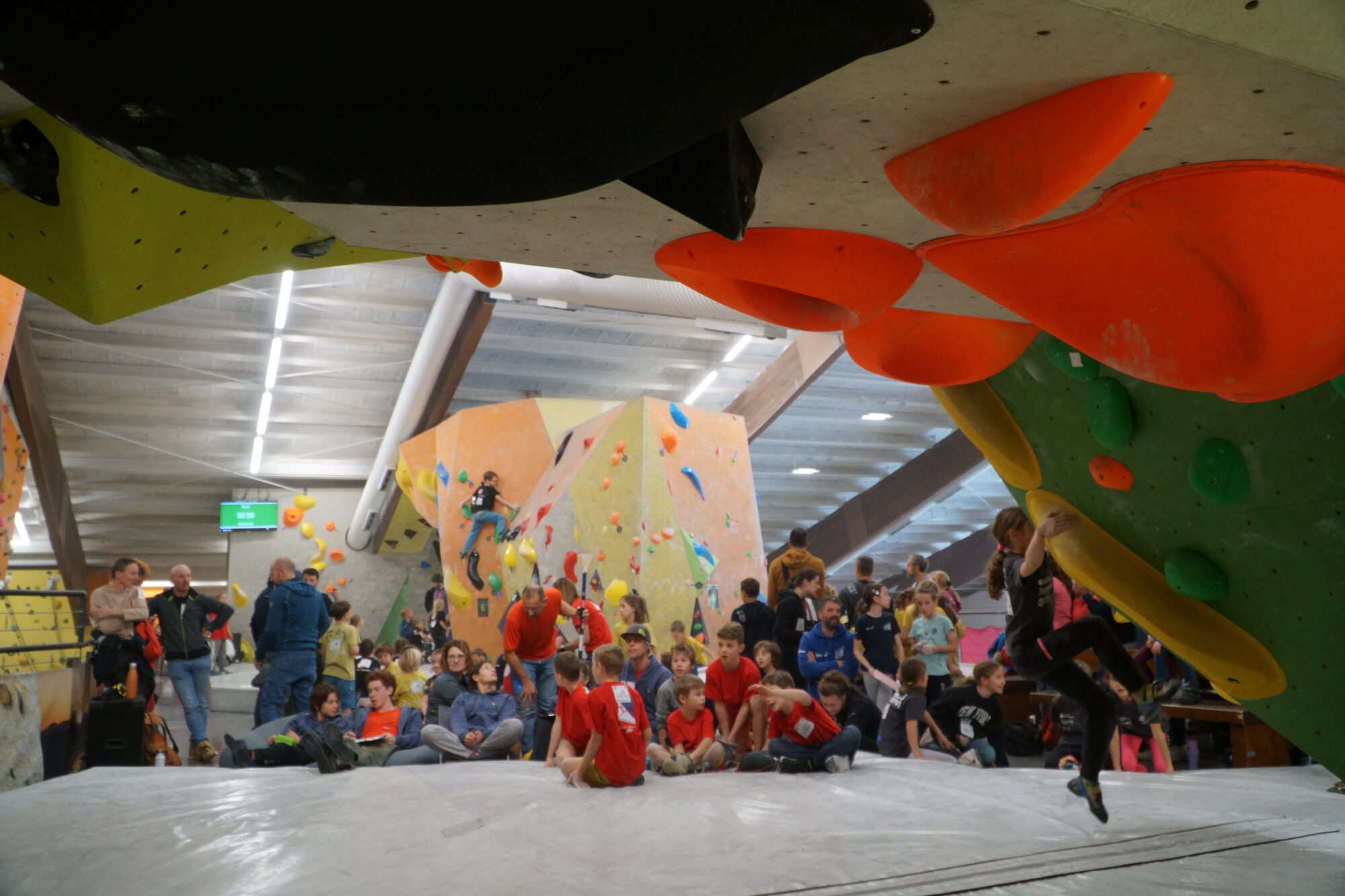 Sportklettern: Boulder-Teamwettbewerb für alle jungen Kletterbegeisterten