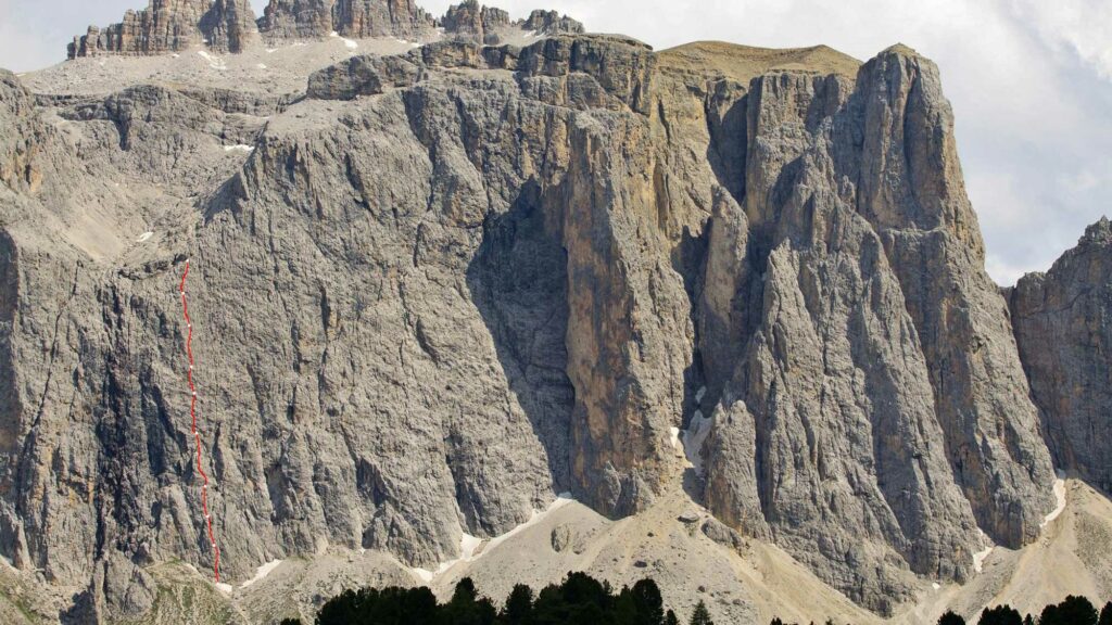 Piz-Ciavazes-Nordwestwand mit der Glühweinfee.