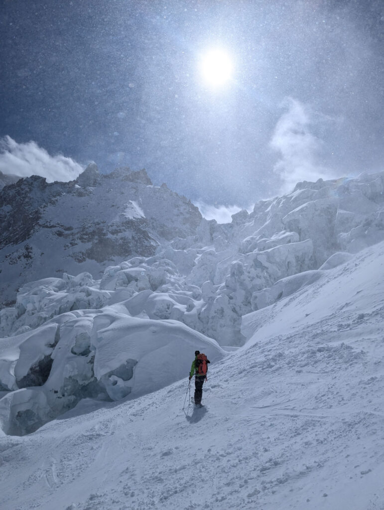 ALPINIST_Eiscouloirs_(c)_Mark_Oberlechne7