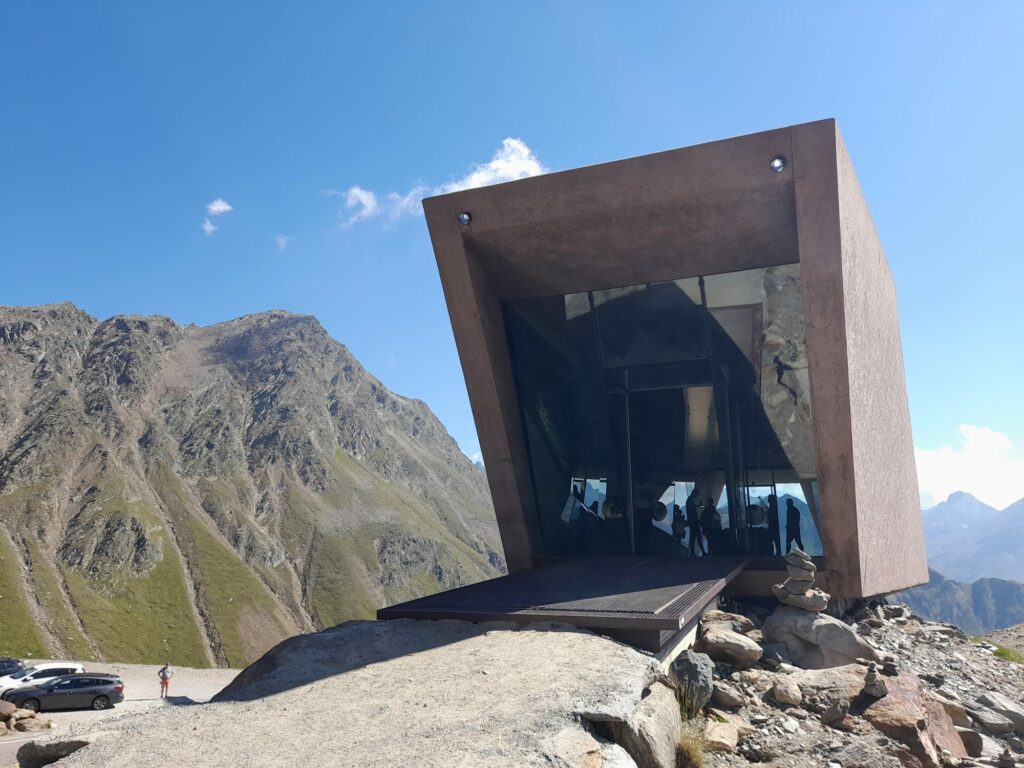 Installation am Timmelsjoch I(c)JudithEgger