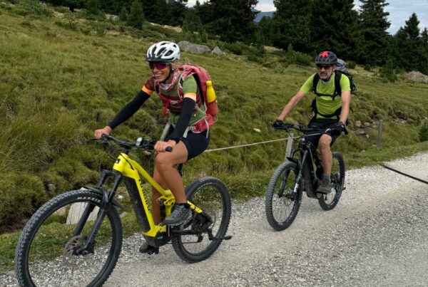 Mit Bike Richtung Kassianspitze_(c)AVSRitten