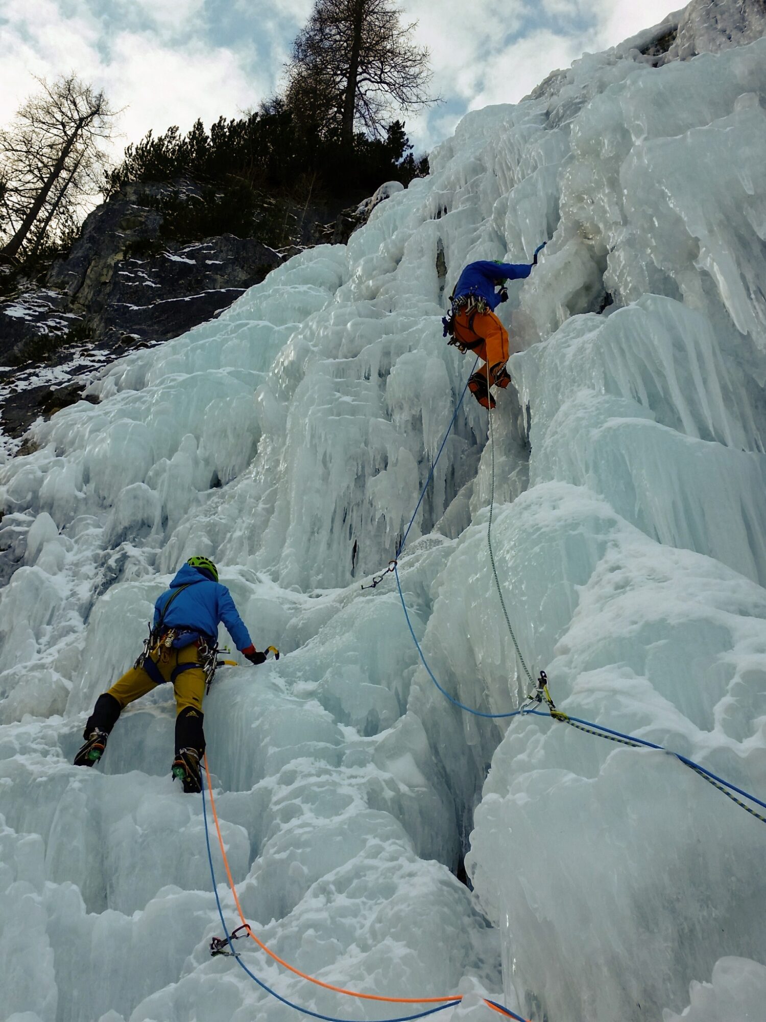 Eisfallklettern: Obstanzer Eisfall in Osttirol