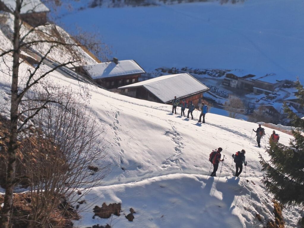 Schneeschuhwanderung I(c)AVS Bozen