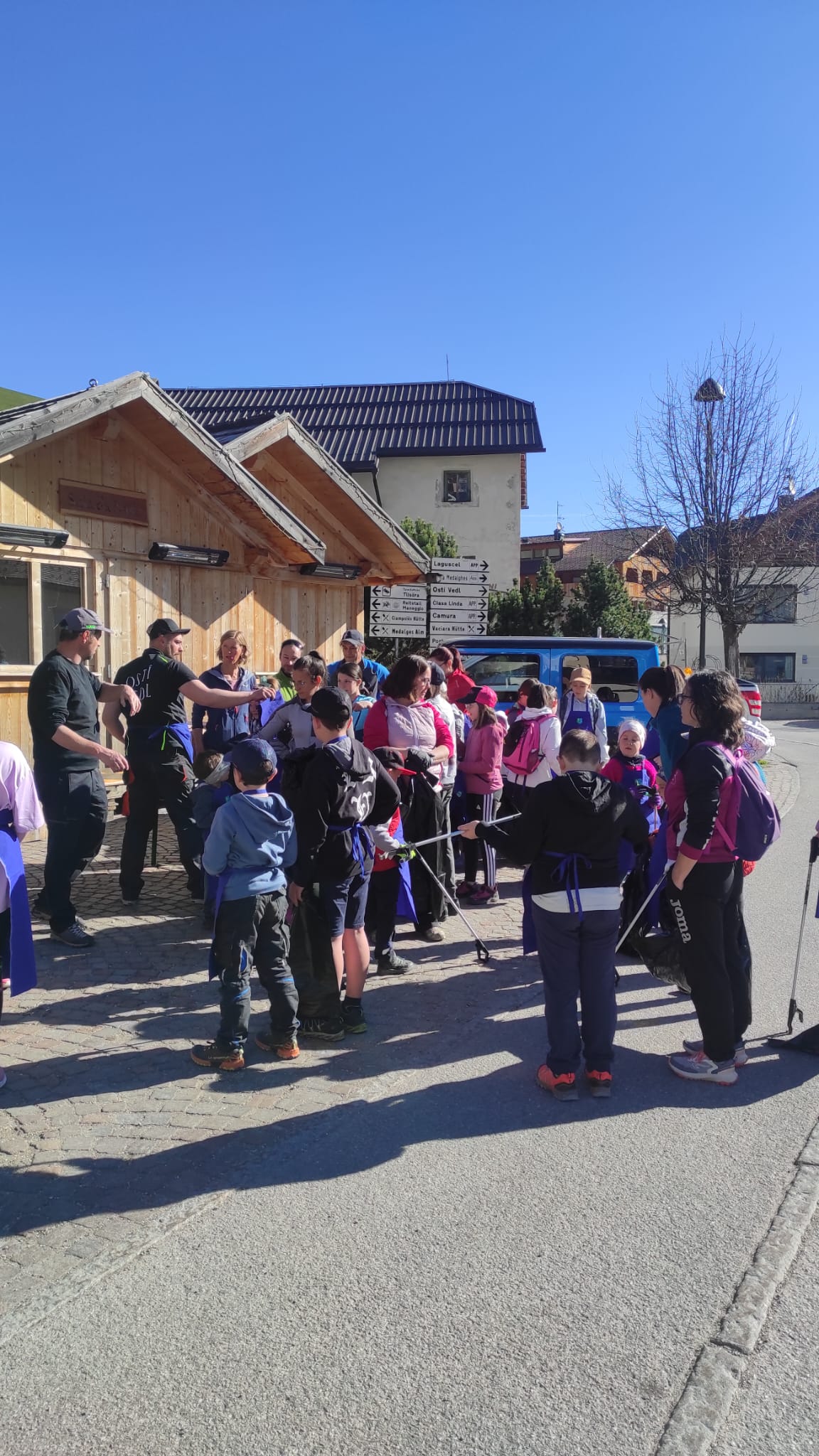 Müllsammelaktion Lungiarü I ©Lokale Arbeitsgruppe Bergsteigerdorf Lungiarü