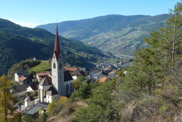Teis Kirche I(c)Gregor Beikircher