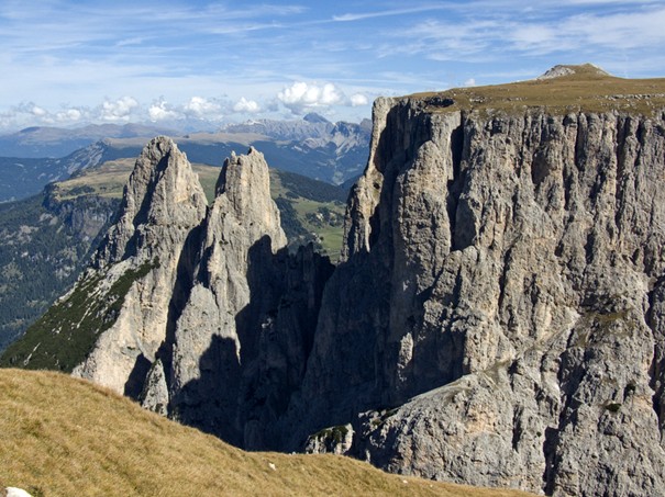 Bergtour: Schlern und Gabels-Mull, 2563 m – Aufstieg auf dem Schäufelesteig und Abstieg auf dem Prügelweg