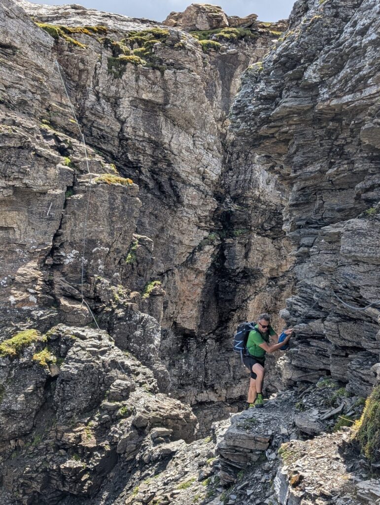 Gelände mit Seilsicherungen I(c)Stefan Cappello I AVS Bozen