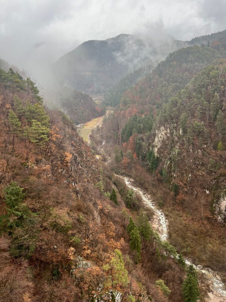 Blick in die Schwarzenbachschlucht I(c)Maria Lanthaler