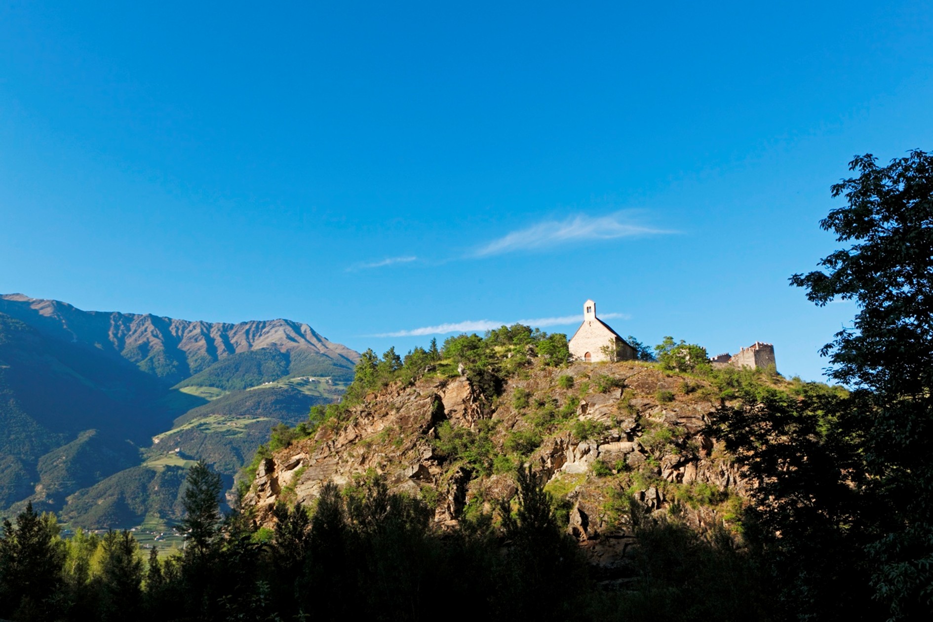 Wanderung: Rundwanderung zu den Montani-Ruinen